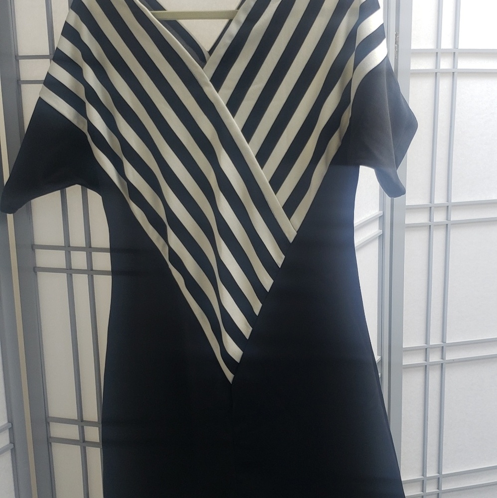Middle Dress